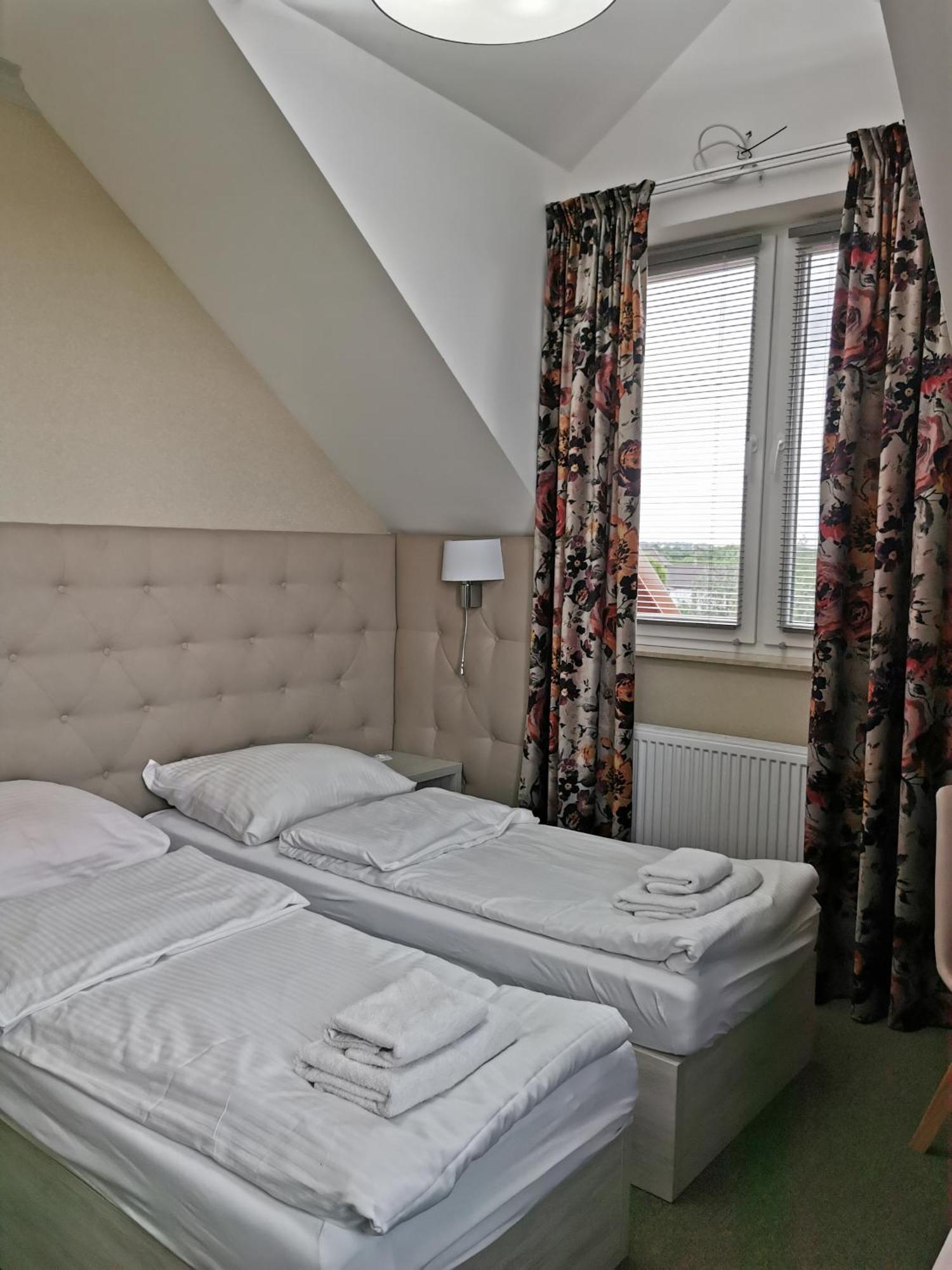 Pensjonat pod Pieprzówkami Zalesie Gorzyckie Exterior foto